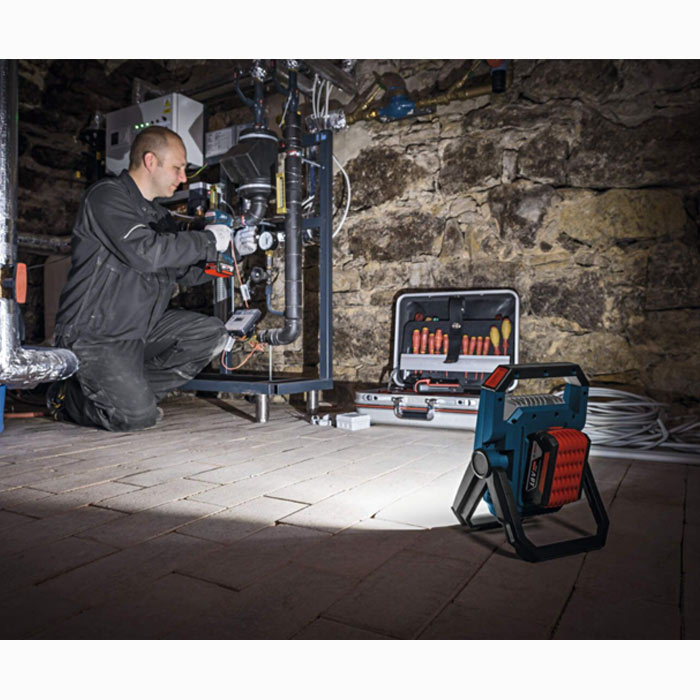 Bosch-aku-reflektor-LED-GLI-18V-1900-0-601-446-400 Bosch aku reflektor LED GLI 18V-1900 0.601.446.400